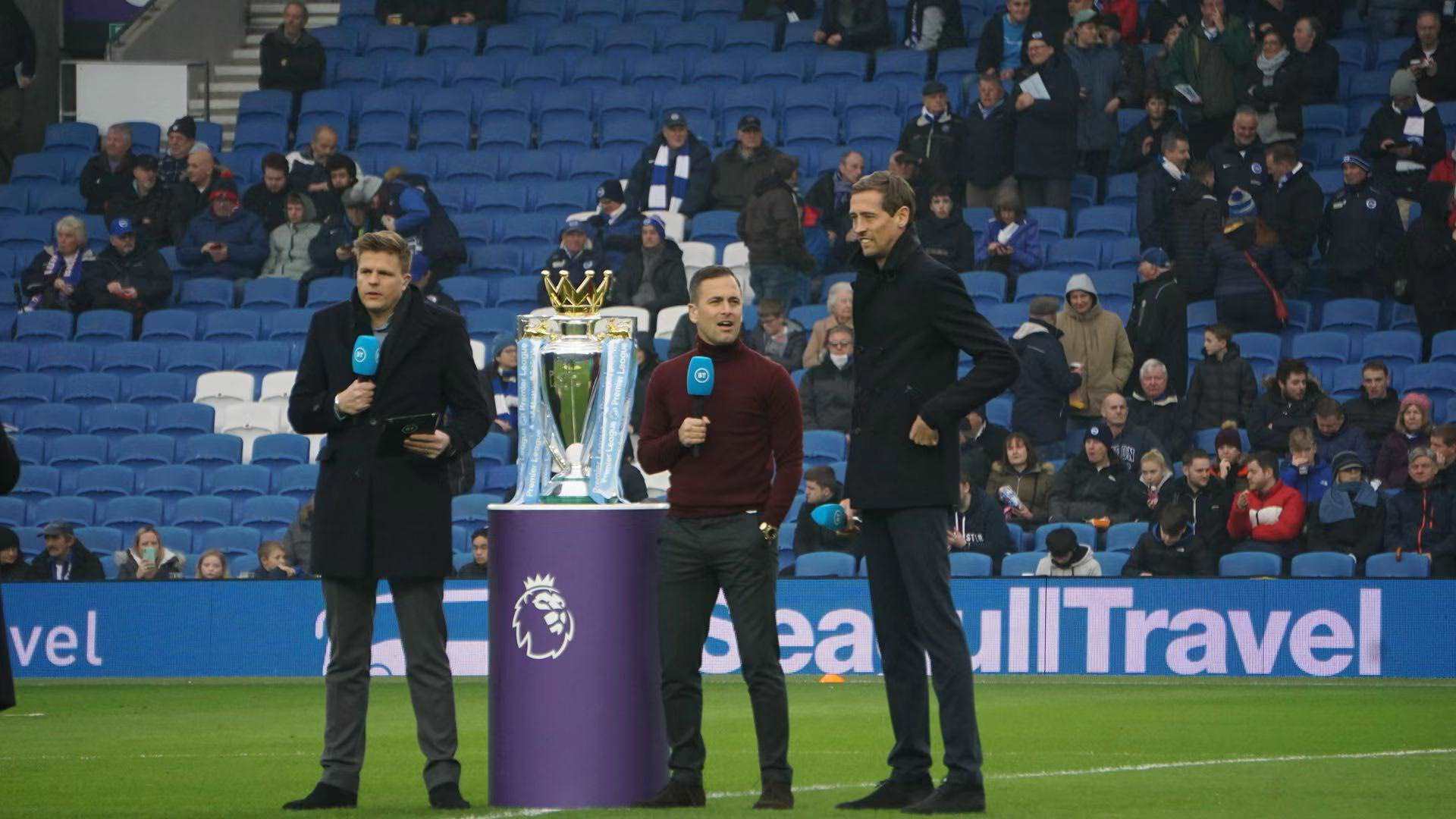 对曼城与巴 对曼城与巴