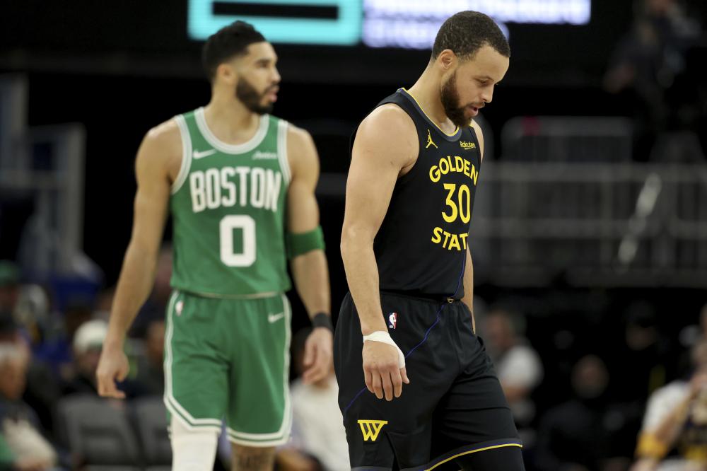 他们分别效 他们分别效