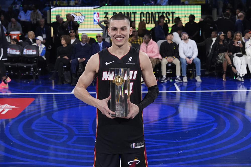 那不勒斯官 那不勒斯官